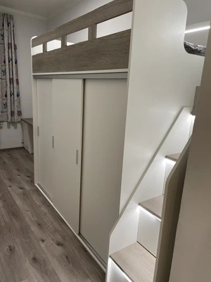 Postel na míru, realizace 6, pohled 2