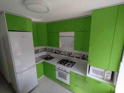 Kuchyně na míru, realizace 17, pohled 1