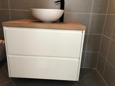 Koupelnová skříňka - Typ, realizace 3, pohled 2