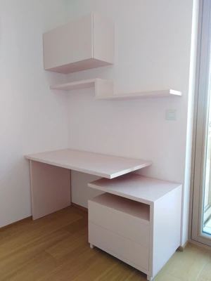 Stůl na míru, realizace 2, pohled 3